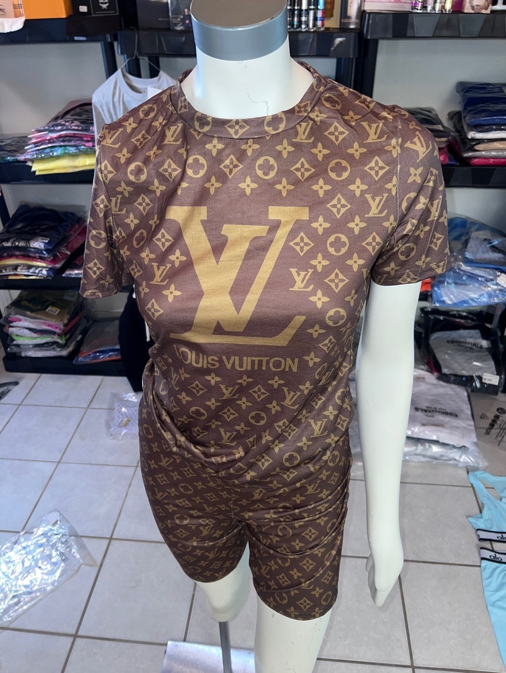 Women’s  shirt/short sets size XL